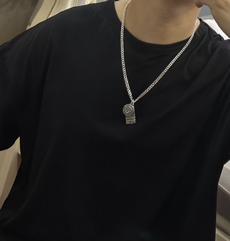 chr1st1an D10r necklaces